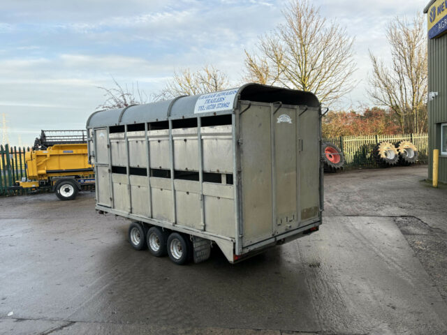 Graham Edwards DM12T Tri-Axle Livestock Trailer For Sale *NO VAT*