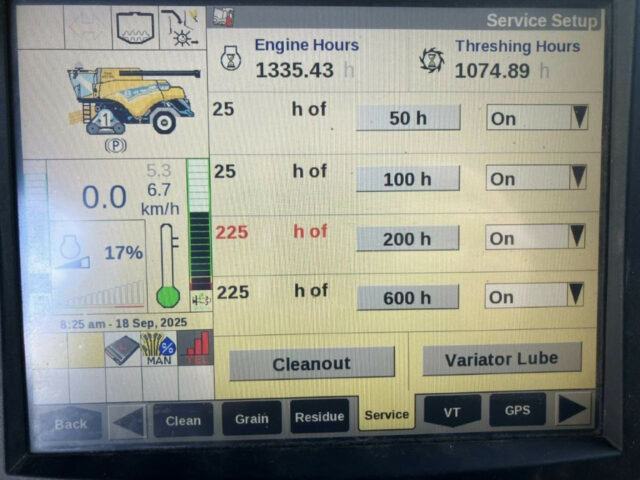 New Holland CR8.90 Combine Harvester For Sale