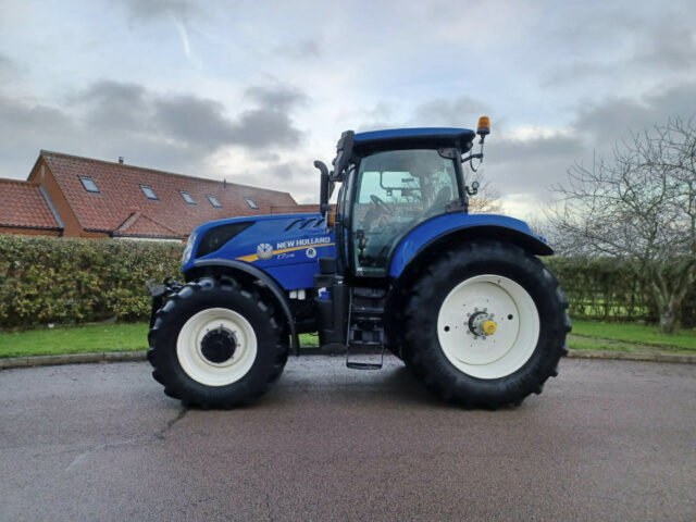 New Holland T7.245 Tractor For Sale