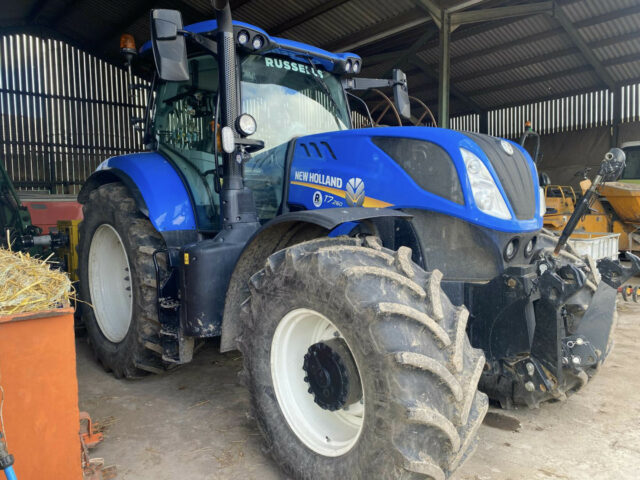 DUE IN: New Holland T7.260 Tractor For Sale