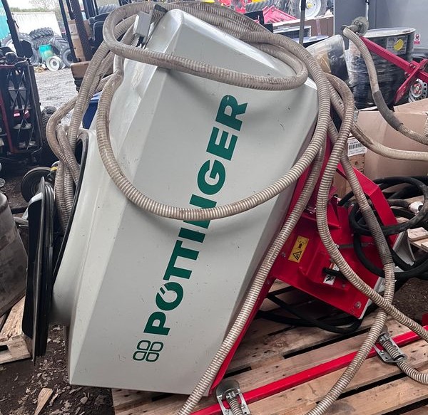 Pottinger Tegosem 500 seeder box