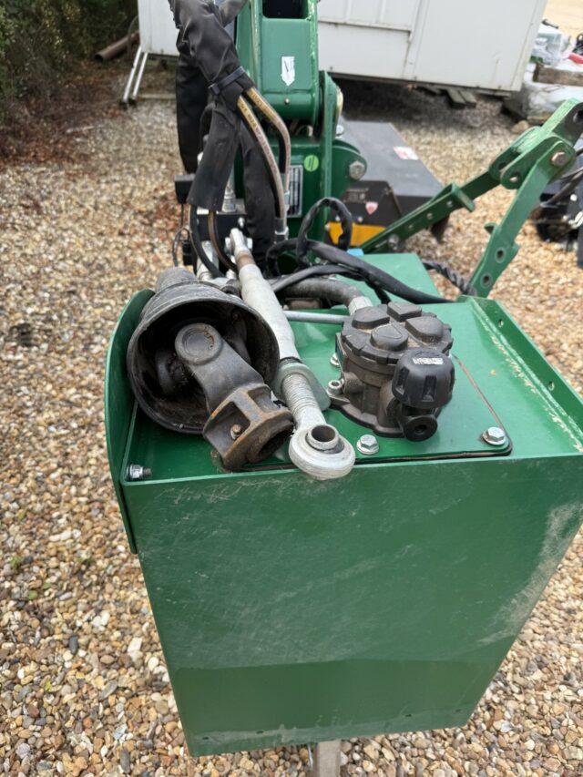 Spearhead S42 Twiga compact