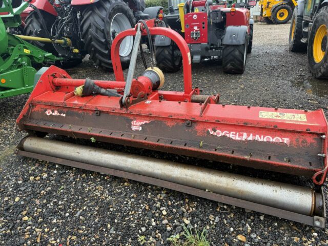 Vogel & Noot 280 Flail