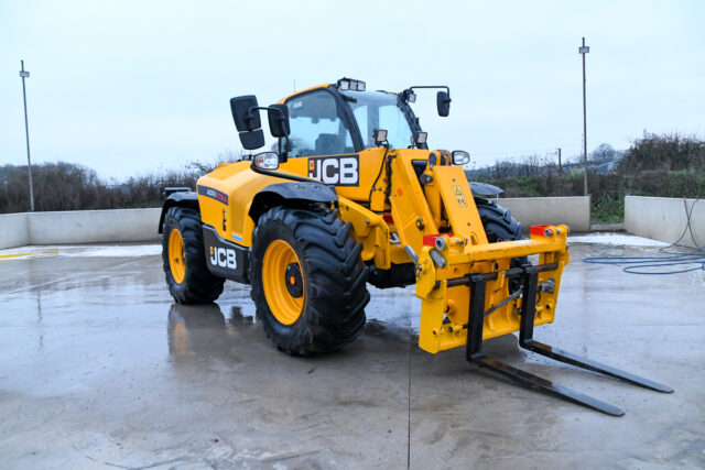 2023 JCB 542-70 AgriXtra