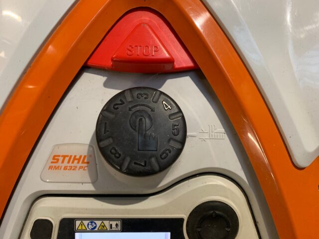 I4000198 STIHL RMI632P ROBOTIC MOWER