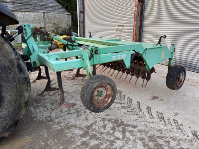 One- 2008 Kwik Up 3m cultivator weeder