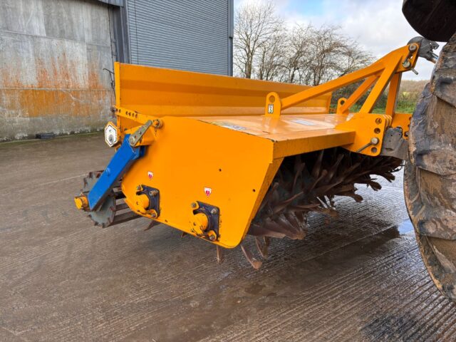 One- 2015 Bomford Dynadrive 300