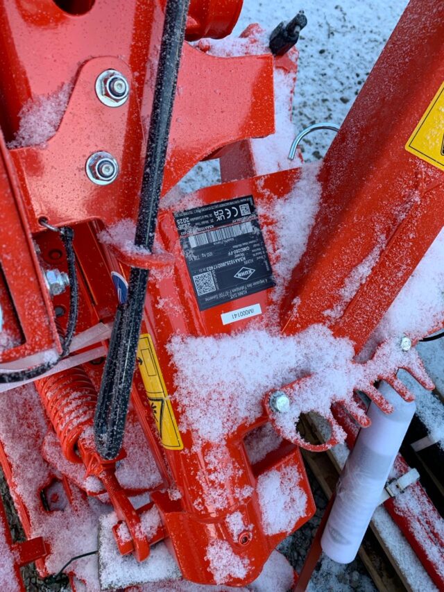 IM000141 NEW KUHN GMD280FF DISC MOWER