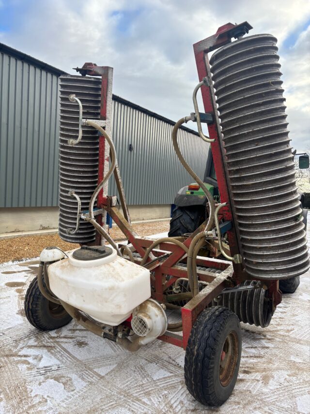 6.3m Rolls + Techneat Avadex applicator