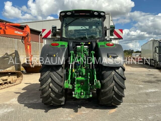 2021 John Deere 6230R