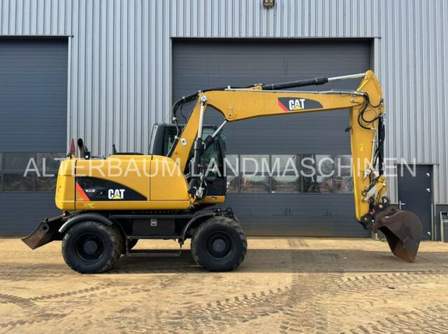 2016 Caterpillar M313D – CE
