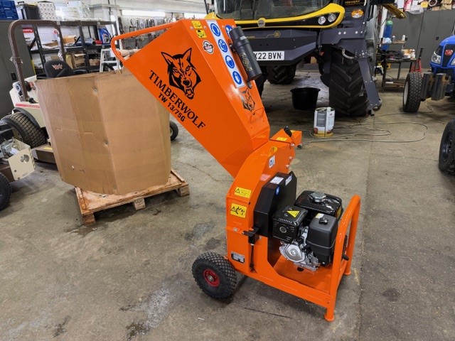 2M041252 TIMBERWOLF TW13/75 WOODCHIPPER