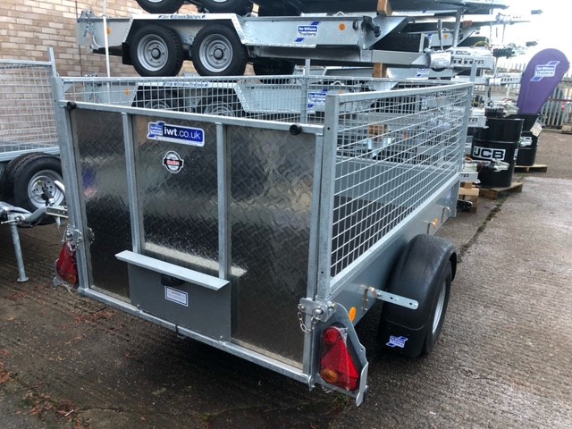 GM037120 IFOR WILLIAMS P7E TRAILER