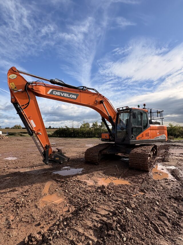 Doosan DX 225LC