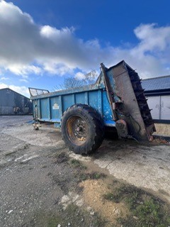 Lowlander 120 Dung Spreader