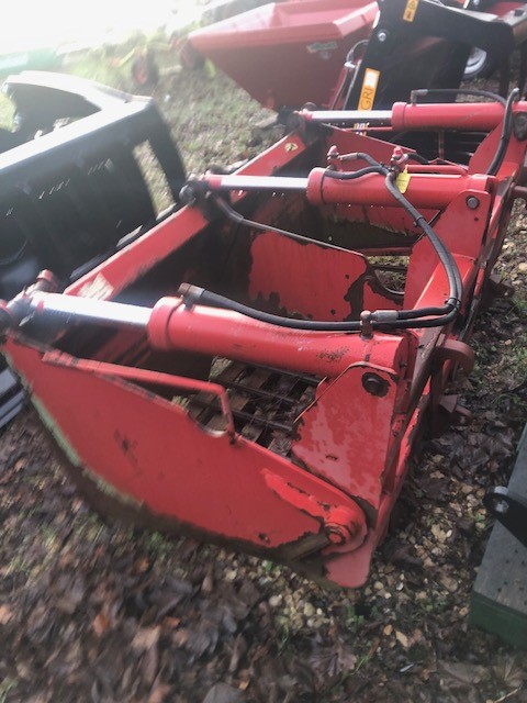 EM000031 – Used McHale Sheargrab