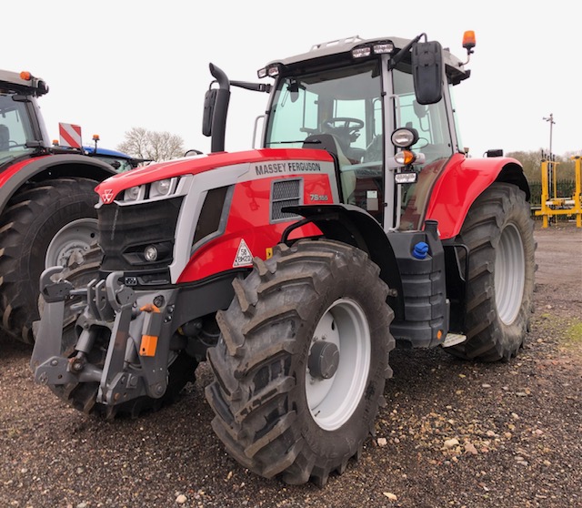 MA795181 MF7S.155 EFD6 4WD TRACTOR