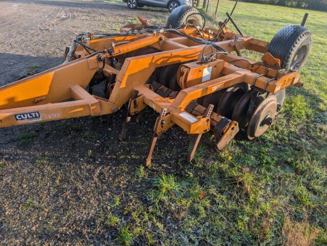 Simba 3.3m Cultipress