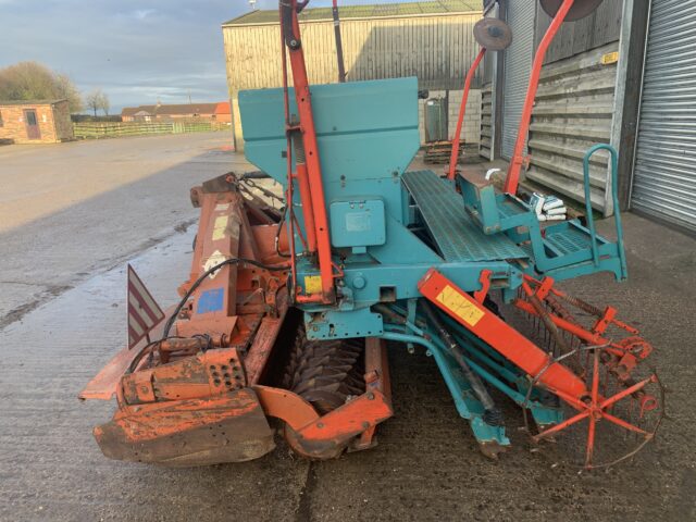 Kuhn HR4002 & Sulky Drill Combination