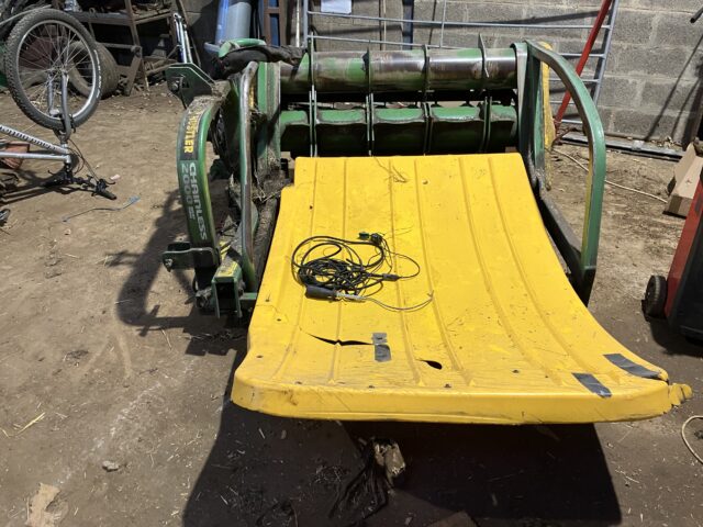 Hustler Bale Unroller chainless 2000