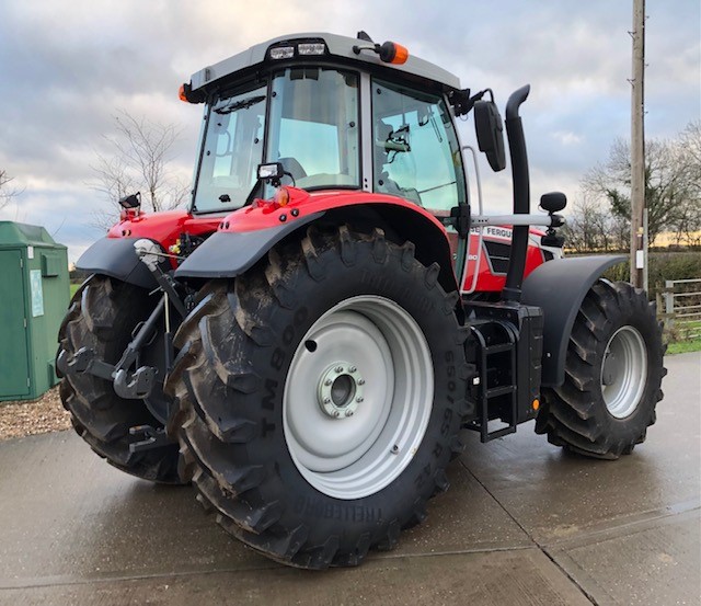MA795240 MF7S.180 EXD6 4WD TRACTOR