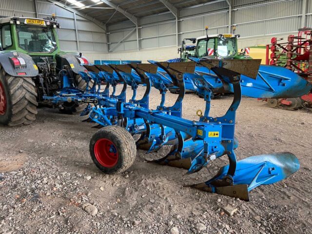 2013 Lemken Juwel 8 6 furrow plough
