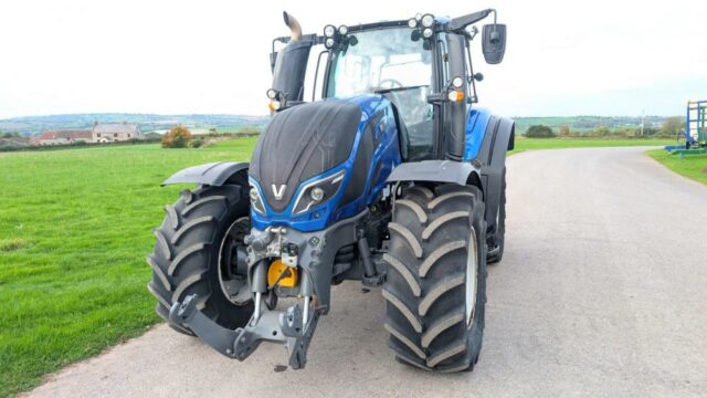 Valtra 174 A