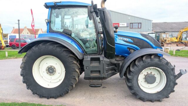 Valtra 174 A