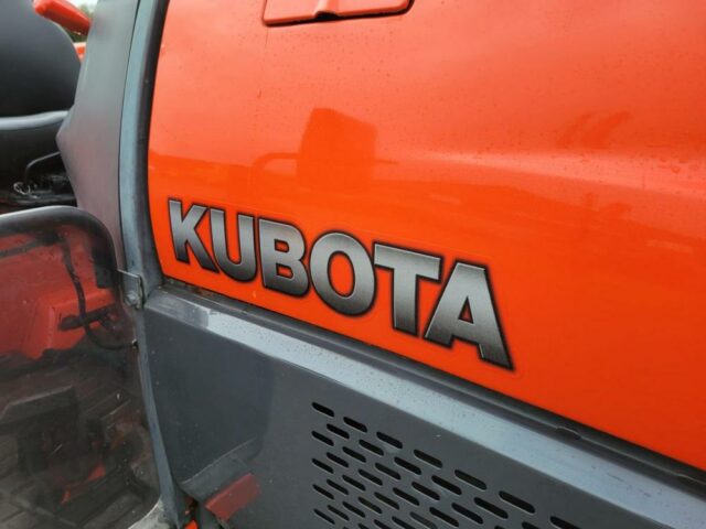 Kubota L5240
