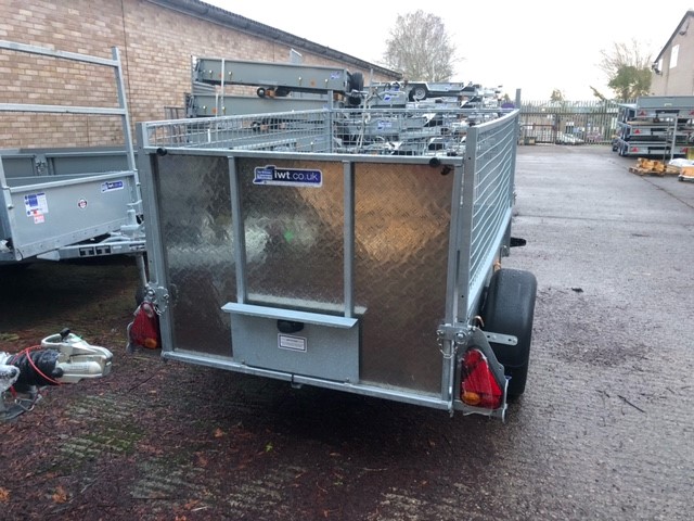 GM037113 IFOR WILLIAMS P6E TRAILER