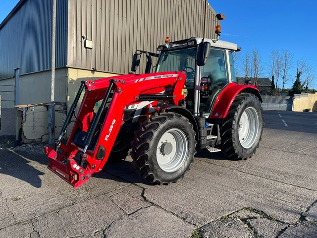 TE02345A MF5S.135 TRACTOR FL3819 LOADER