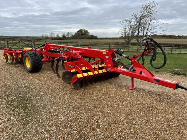 2018 Vaderstad Topdown TD300