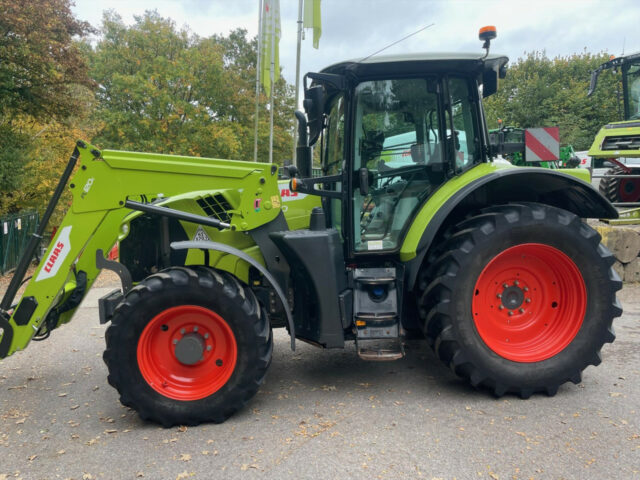 CLAAS ARION 630