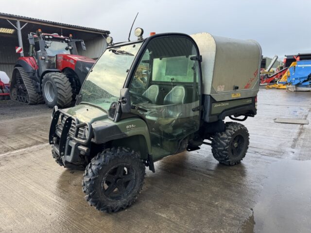 John Deere 855D Gator