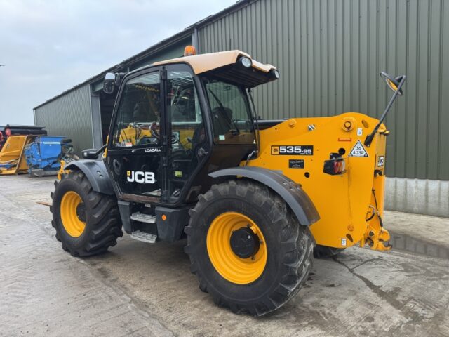 JCB 535-95 Agri Plus **Low Hours**
