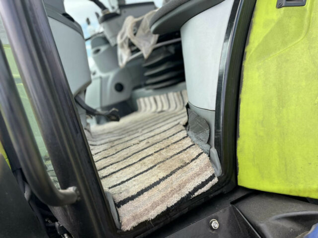 DUE IN: CLAAS Arion 430 Tractor For Sale