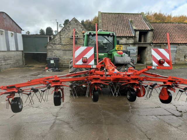 DUE IN: Kuhn GF6502 6 Rotor Tedder For Sale