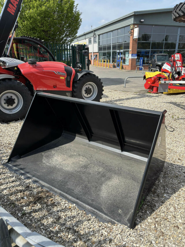 NEW LWC 7’6″ Bucket For Sale