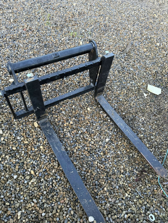 Manitou MLT625 Pallet Tines For Sale