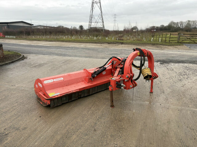 Maschio Giraffona 260 Flail Mower For Sale