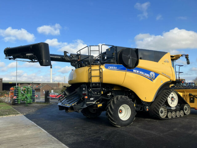New Holland CR9.90 Combine Harvester For Sale