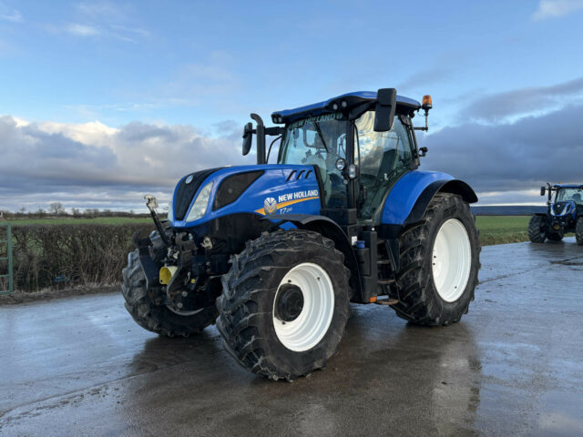 DUE IN: New Holland T7.210 Tractor For Sale