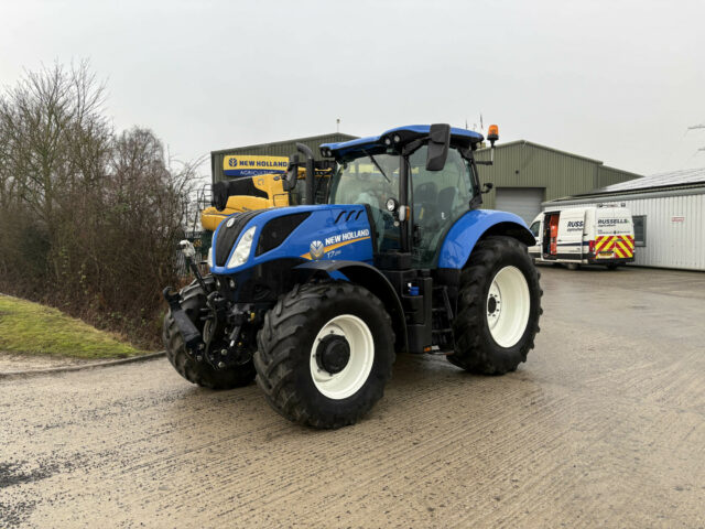 USED New Holland T7.210 Tractor For Sale