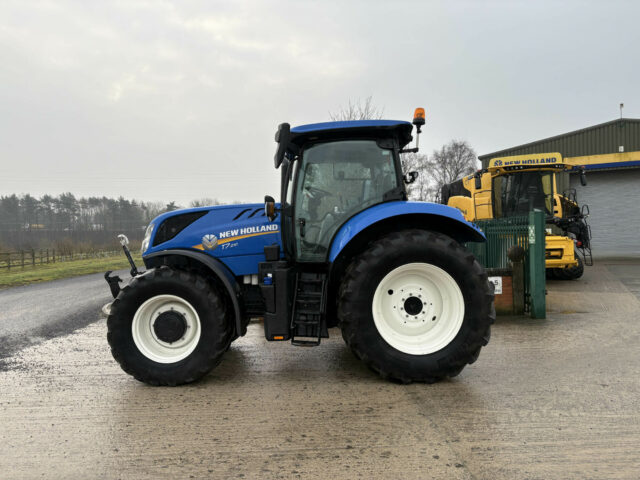 USED New Holland T7.210 Tractor For Sale