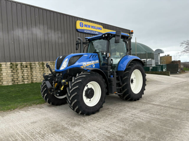 New Holland T7.225 Tractor For Sale