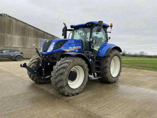 DUE IN: New Holland T7.260 Tractor For Sale