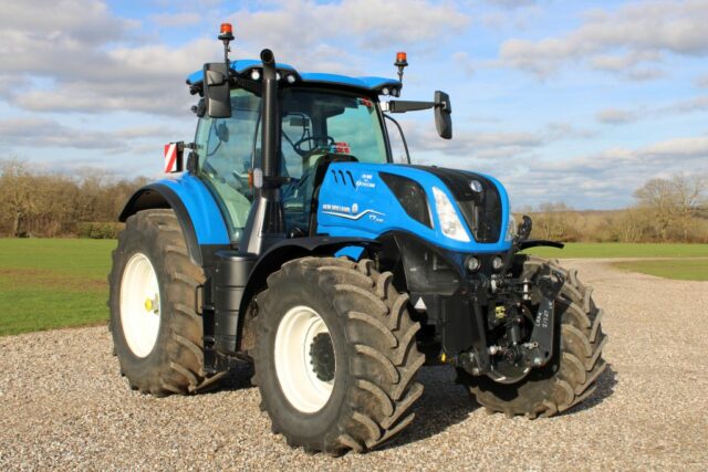 New Holland T7.245PCSW