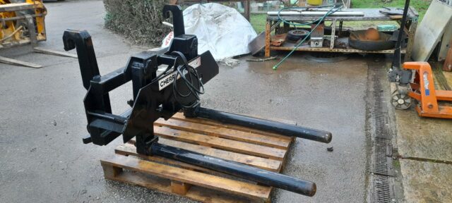 2022 Cherry Bale Squeeze CH30c on JCB