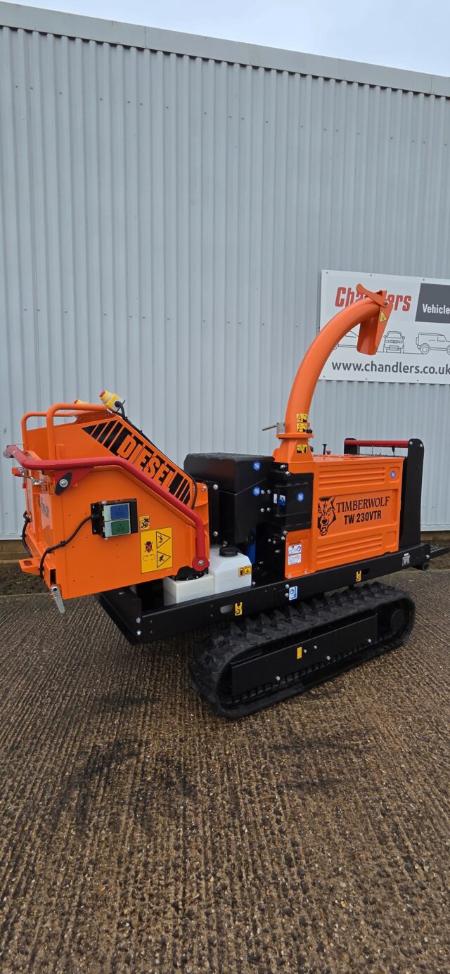 2M041336 TIMBERWOLF TW230VTR WOODCHIPPER