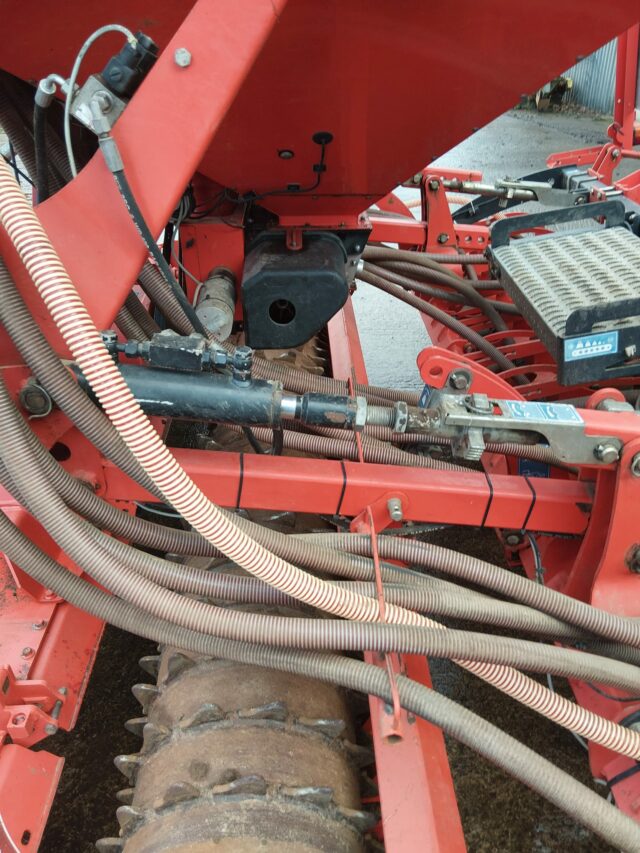 2013 Kuhn HR 3004 3m Combiliner Venta